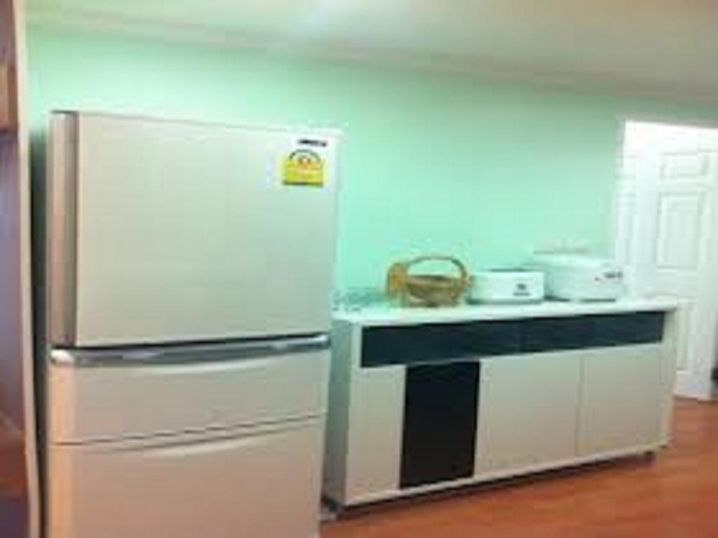 Dmk Don Mueang Airport Guest House Pak Kret Room photo